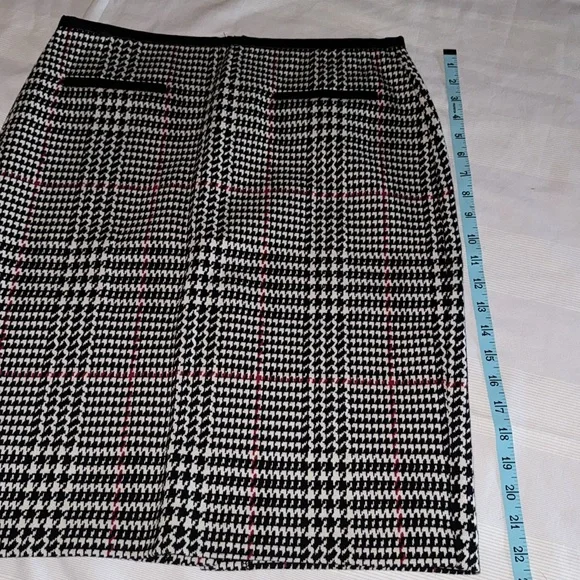 🌼Talbots Black White houndstooth skirt size small - Picture 8 of 9